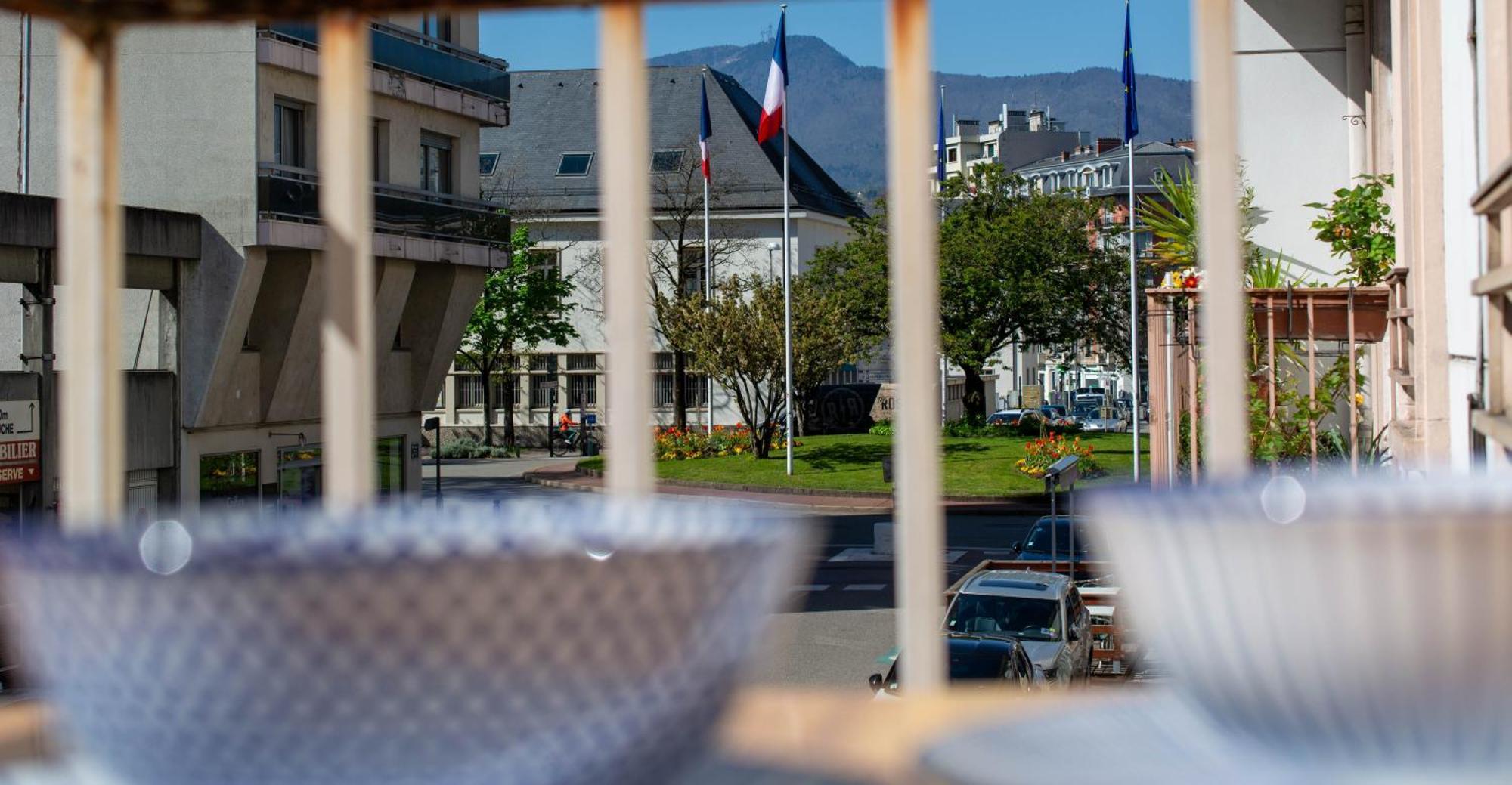 Appartement T3 Gare De Chambery Centre Ville Екстер'єр фото