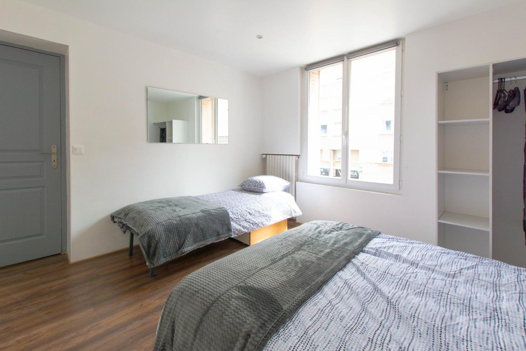 Appartement T3 Gare De Chambery Centre Ville Екстер'єр фото
